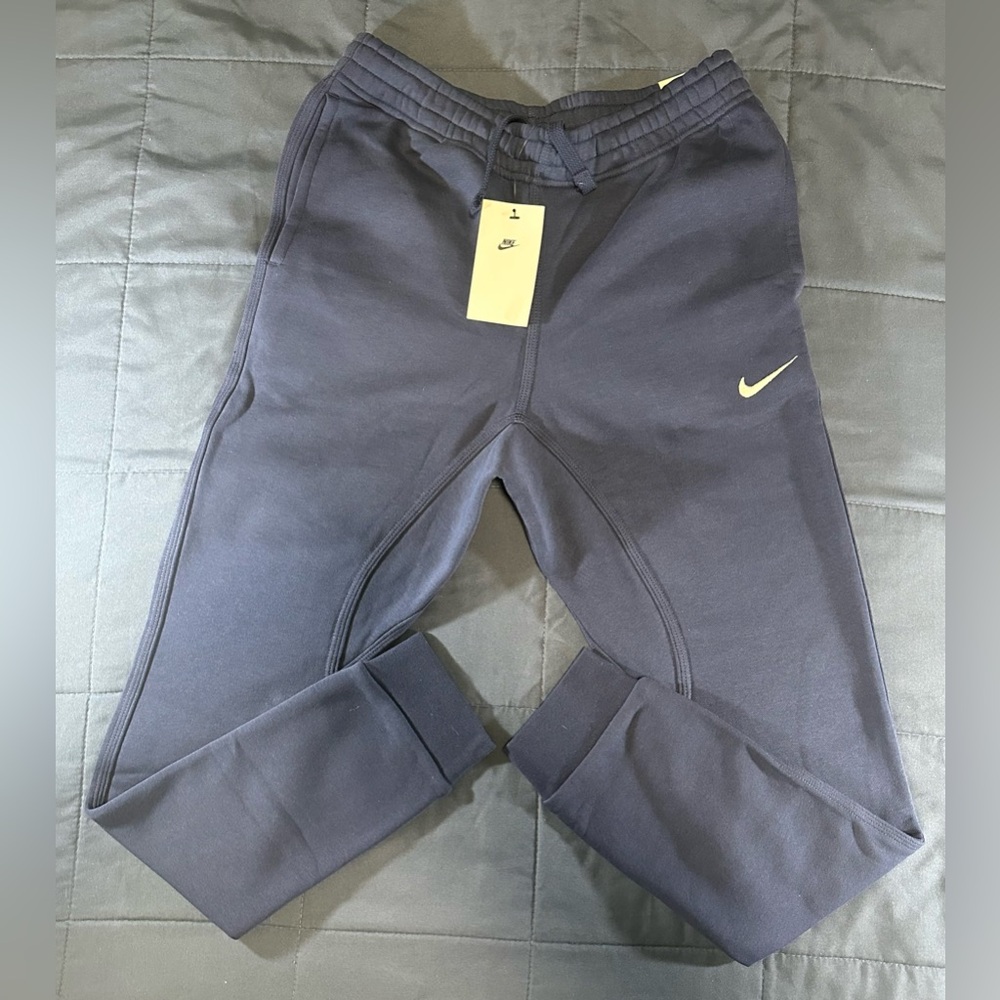 Nike Sportwear Club Fleece Joggers Taper Leg Navy Pants Men's S 826431-410 NWT